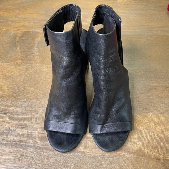 Vince. Black Leather Faye Peep Toe Heeled Booties - Picture 4 of 11